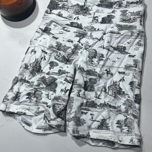 WeWoreWhat Scenic Toile Print Shorts in Black and White